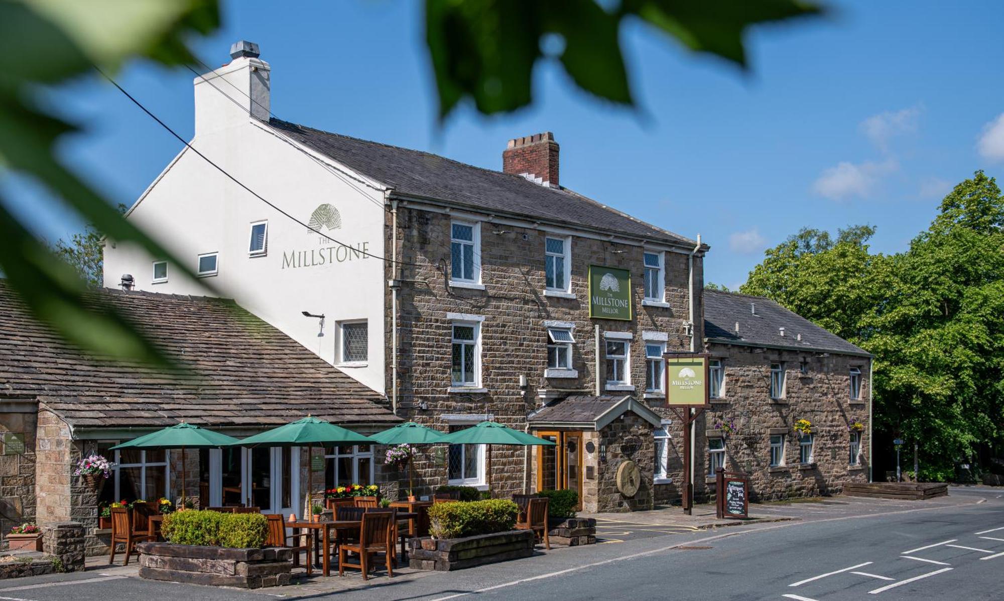 The Millstone, Mellor Hotel Blackburn  Exterior foto The Millstone Inn
