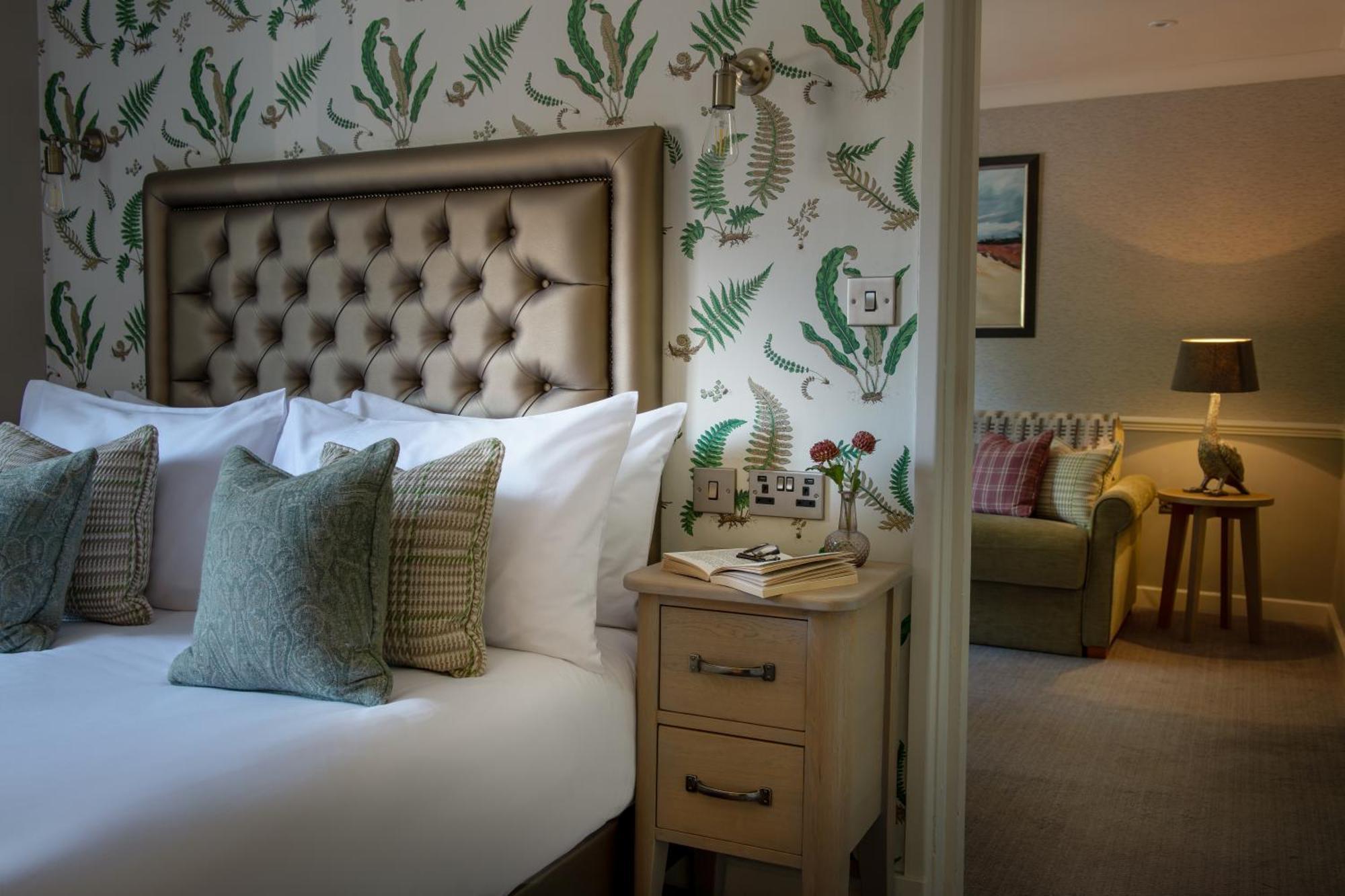 The Millstone, Mellor Hotel Blackburn  Exterior foto A bedroom at The Swan
